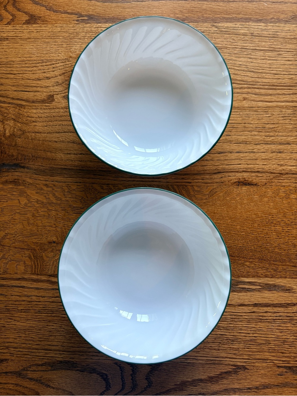 Corelle Callaway set of 2 White Serving Bowls with Green Rim- 8.5”- Made in USA